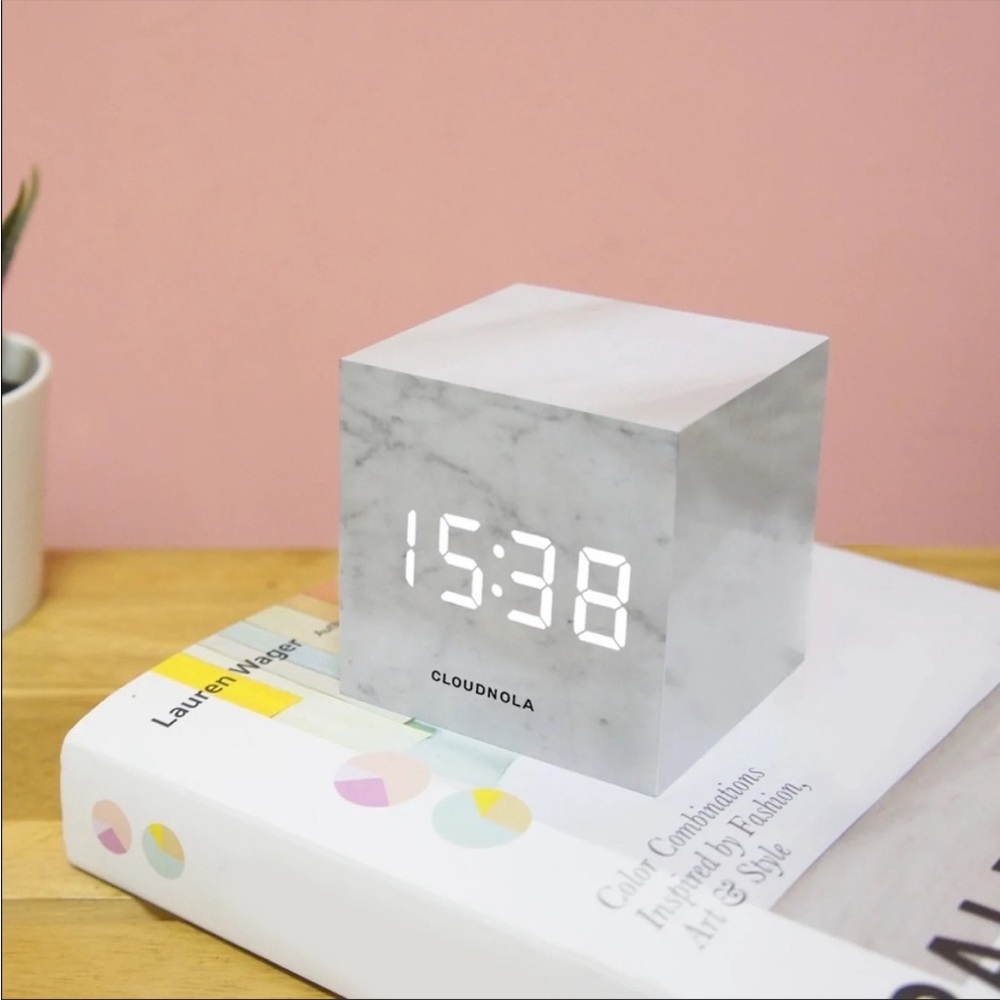 Cloudnola Block Clock